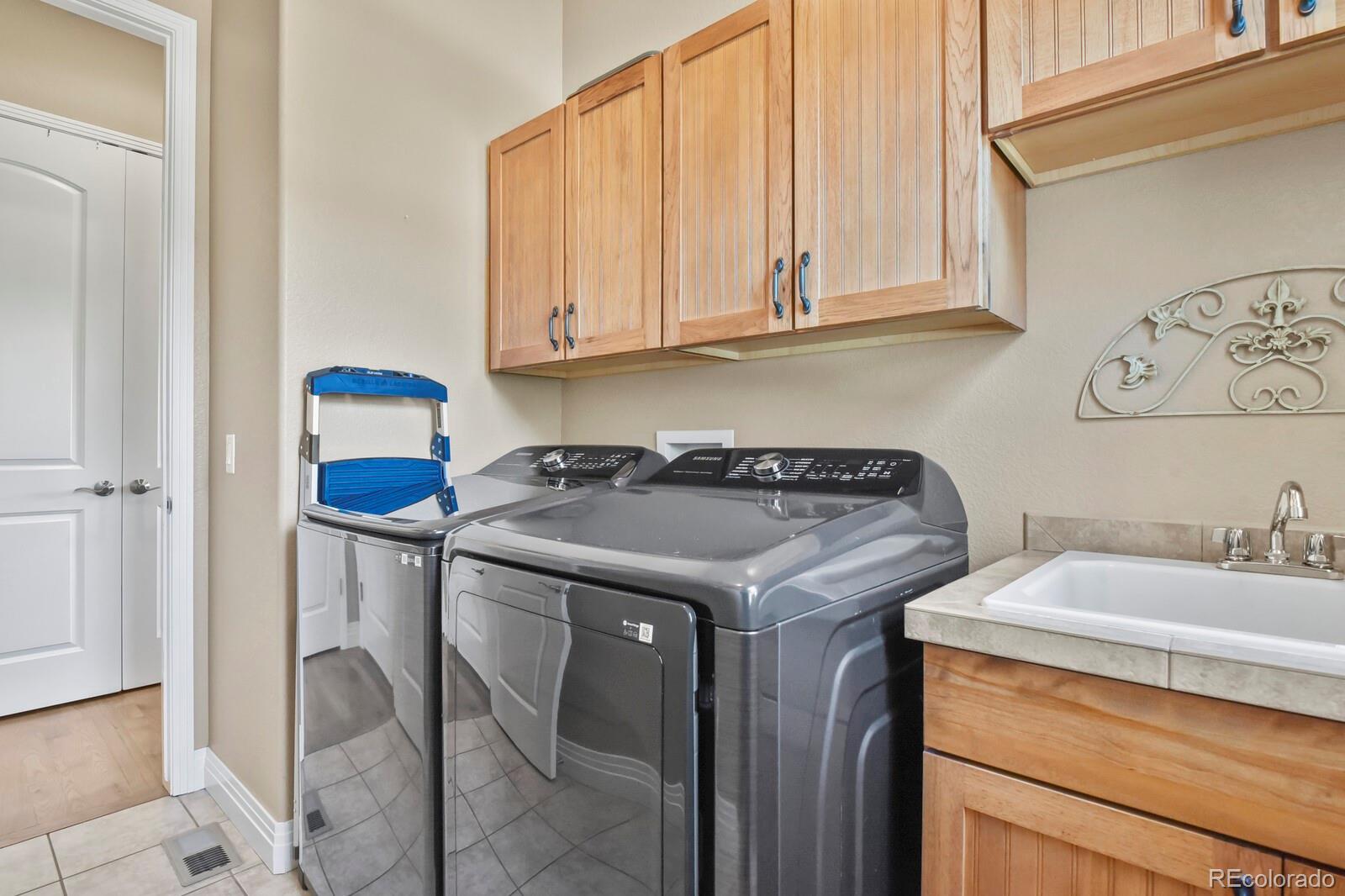 620 Cumberland Road Larkspur, CO 80118 - Photo 18 of 32