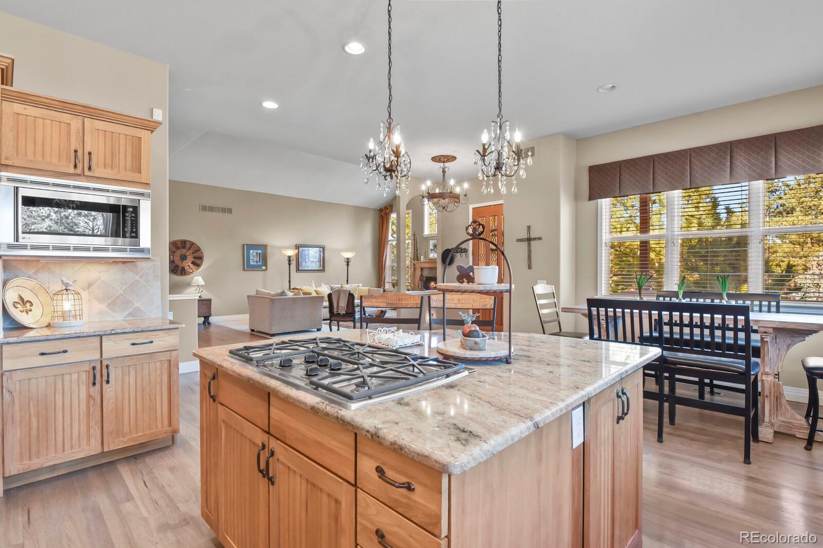 620 Cumberland Road Larkspur, CO 80118 - Photo 6 of 32