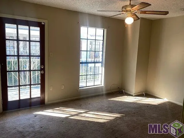 $1,200 | 4342 Stumberg Lane, Baton Rouge, LA 70816