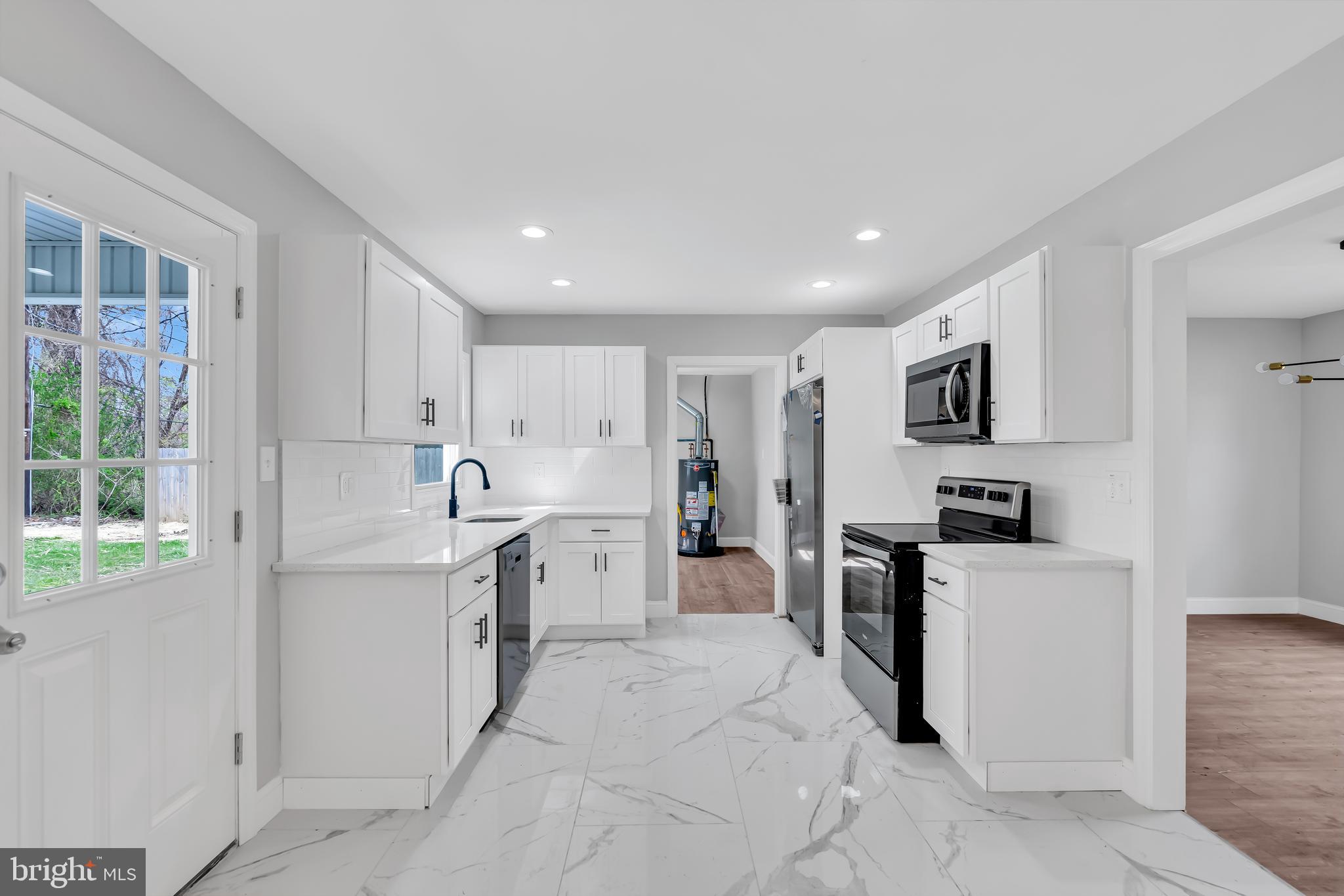 107 Plumtree Lane Willingboro, NJ 08046 - Photo 2 of 60