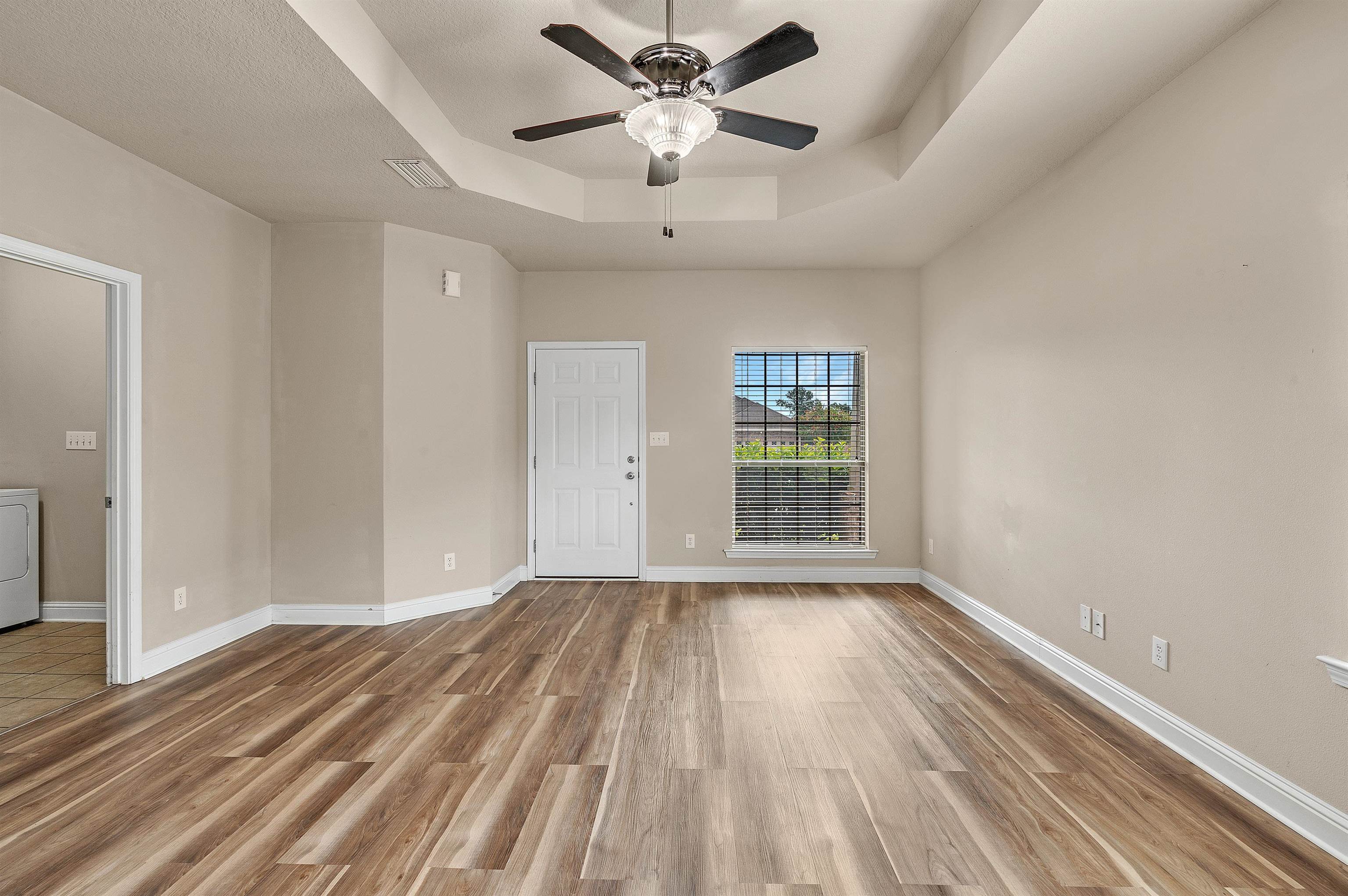 10421 Fionn Loop Daphne, AL 36526 - Photo 12 of 47 Living Room
