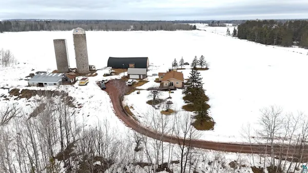 $395,000 | 30990 Tody Road, Mason, WI 54856