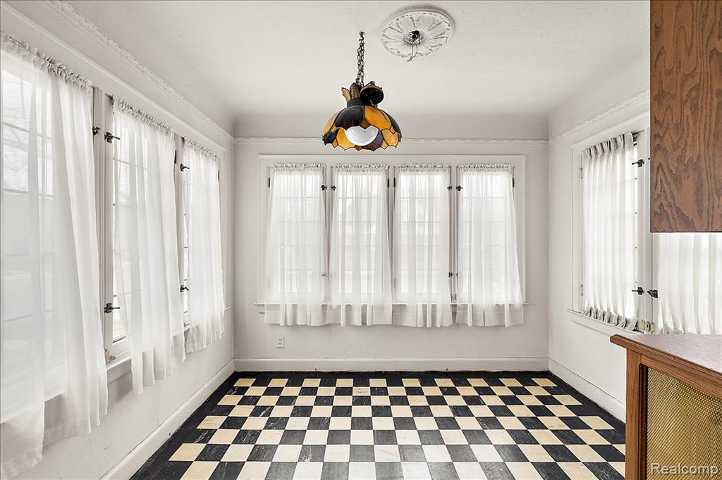 1205 Harvard Road Grosse Pointe, MI 48230 - Photo 10 of 46 Gallery Image 10