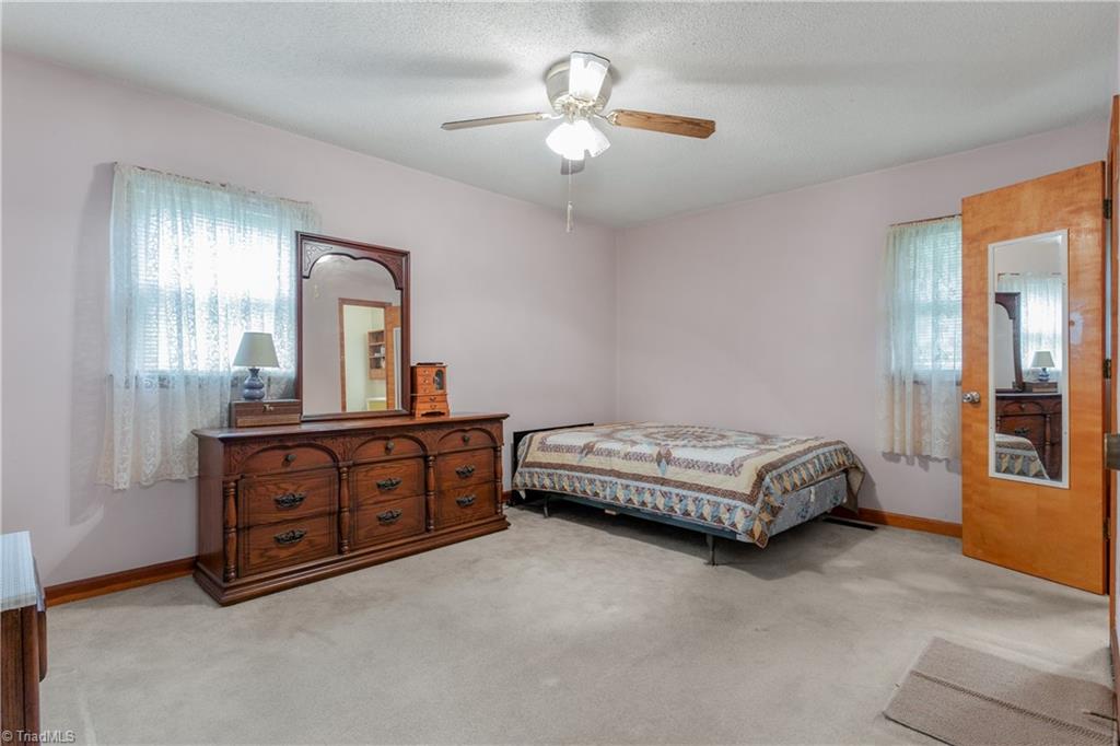 6422 West Lebanon Road Mebane, NC 27302 - Photo 16 of 33 Gallery Image 16