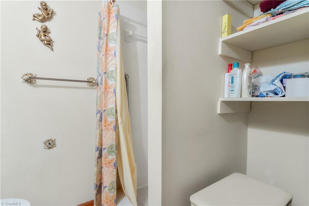 6422 West Lebanon Road Mebane, NC 27302 - Photo 19 of 33 Gallery Image 19