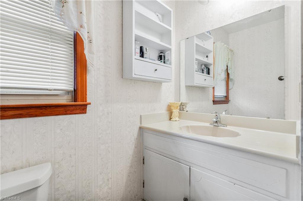 6422 West Lebanon Road Mebane, NC 27302 - Photo 25 of 33 Gallery Image 25