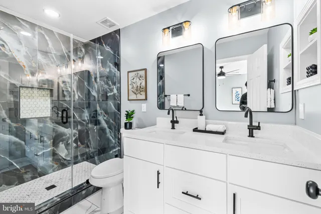 $670,000 | 6208 Les Dorson Lane, Alexandria, VA 22315