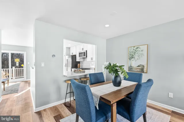 $670,000 | 6208 Les Dorson Lane, Alexandria, VA 22315