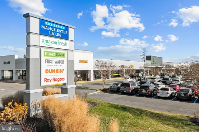 $670,000 | 6208 Les Dorson Lane, Alexandria, VA 22315