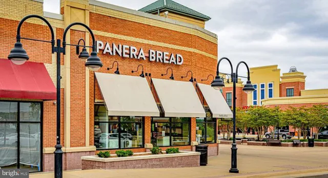 $670,000 | 6208 Les Dorson Lane, Alexandria, VA 22315