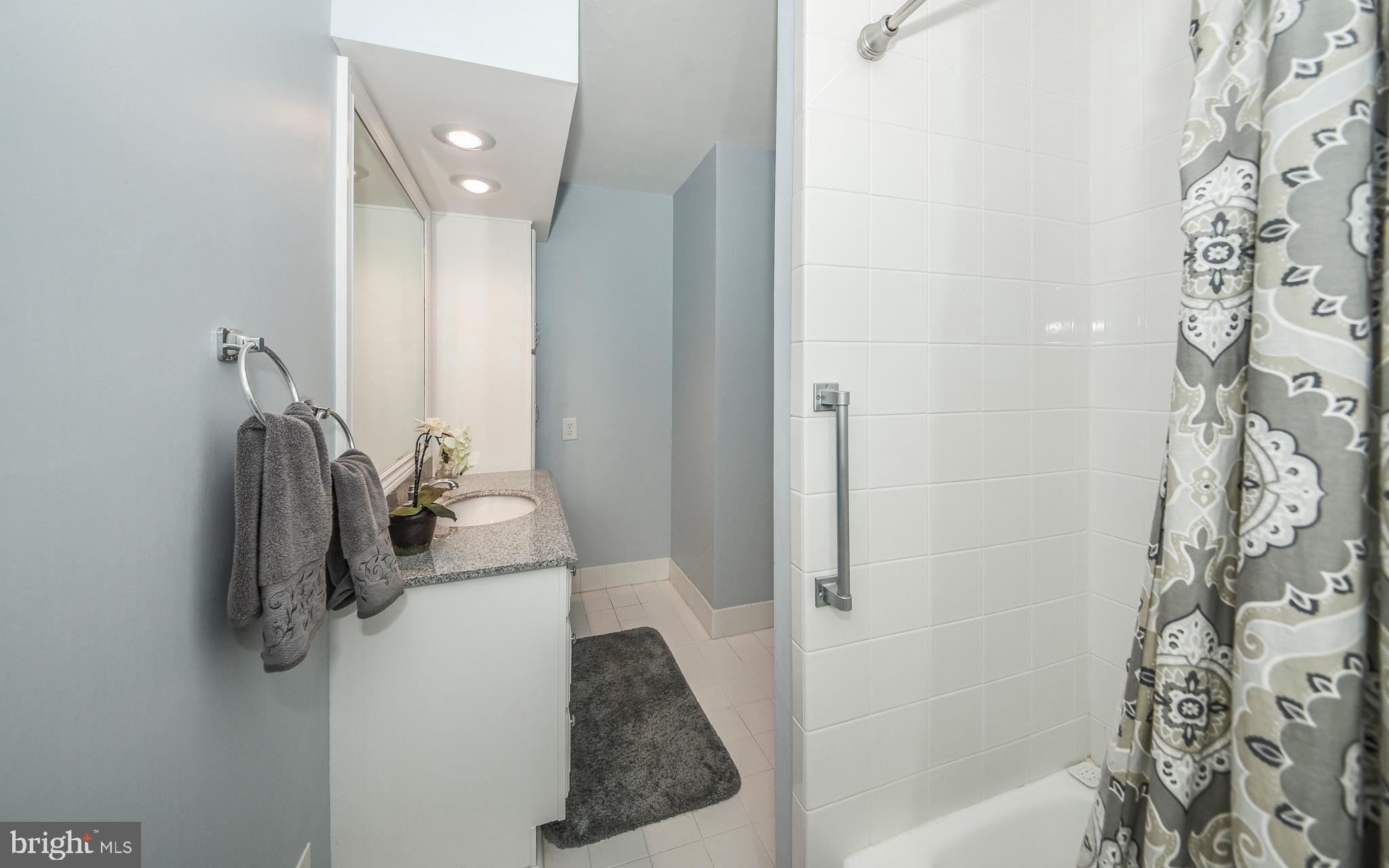 67 Lochatong Road Ewing, NJ 08628 - Photo 25 of 35