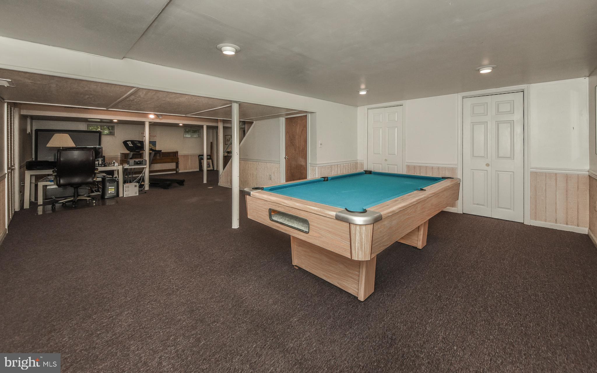67 Lochatong Road Ewing, NJ 08628 - Photo 32 of 35
