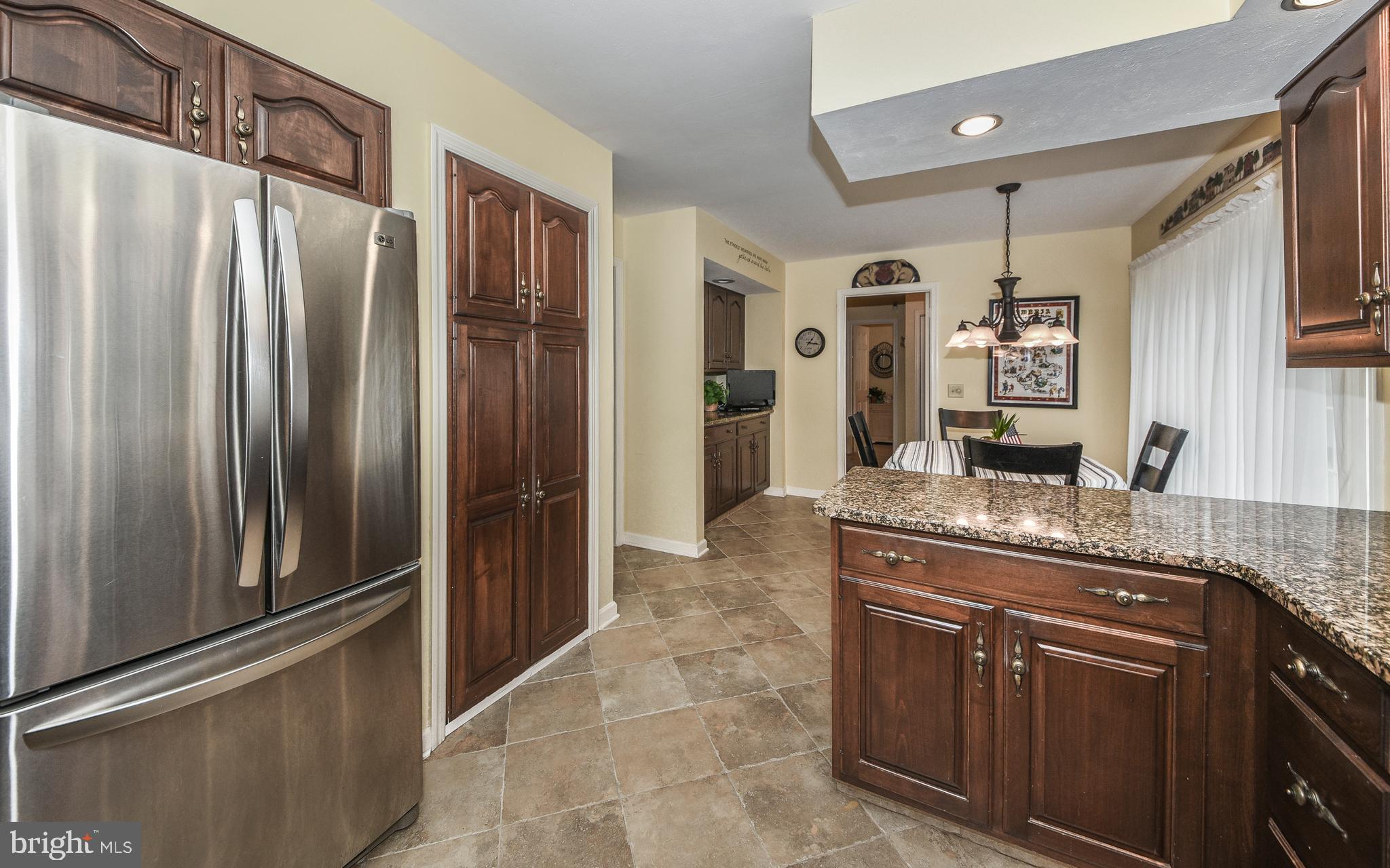 67 Lochatong Road Ewing, NJ 08628 - Photo 6 of 35