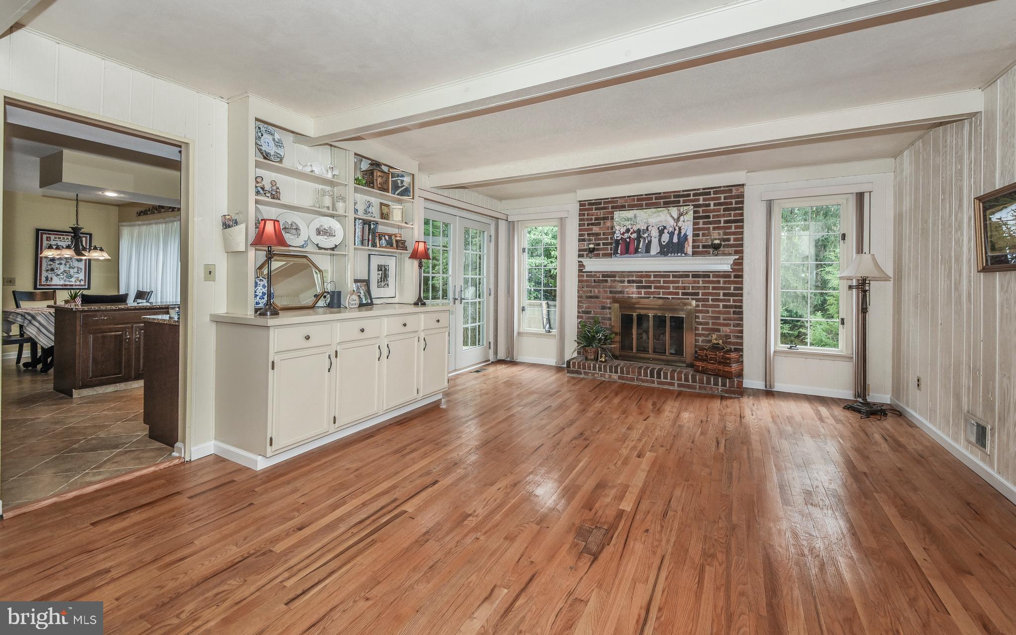 67 Lochatong Road Ewing, NJ 08628 - Photo 10 of 35