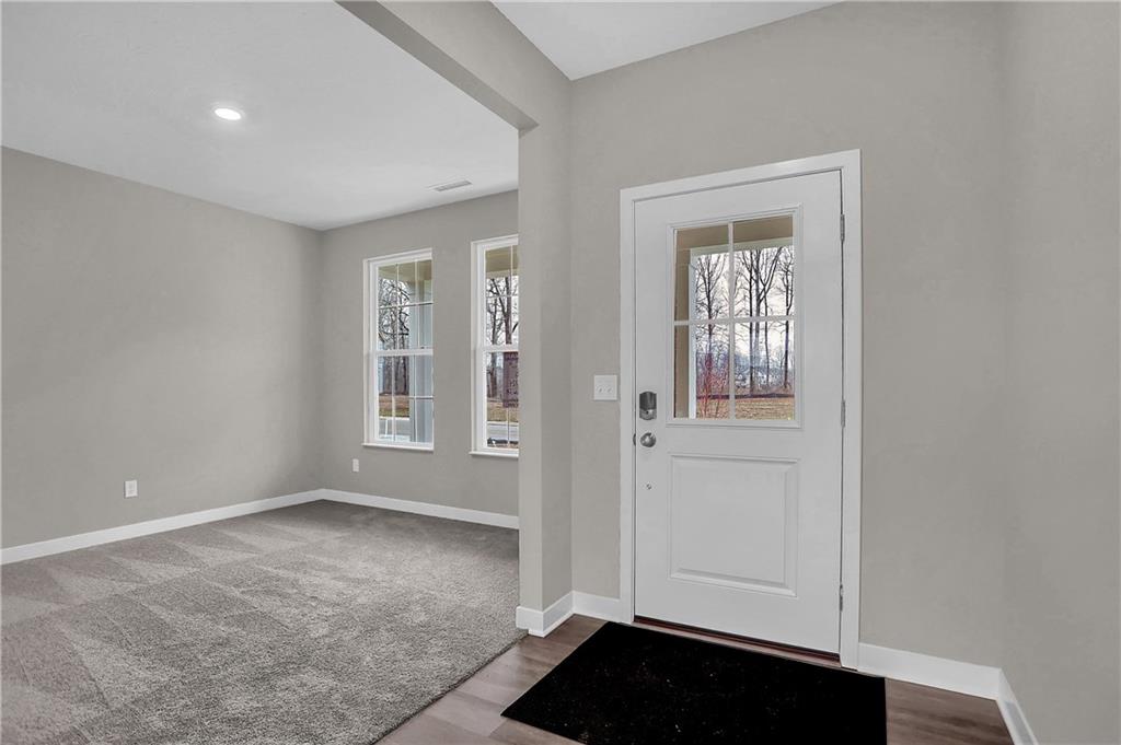 8803 Slayton Street Pendleton, IN 46064 - Photo 8 of 40
