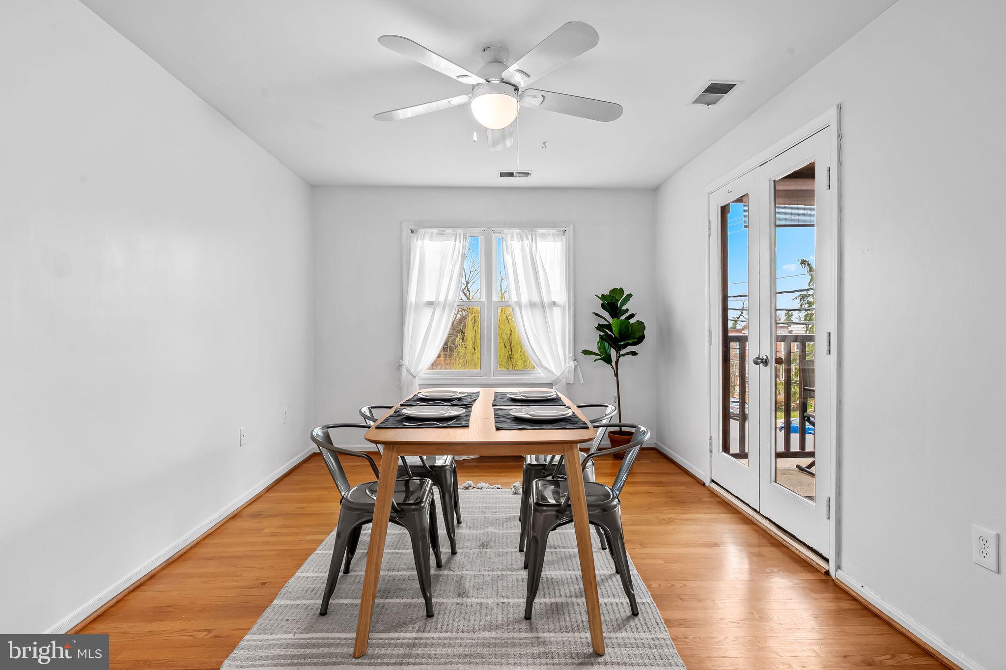 4202 Roland Avenue, Unit 208 Roland Park, MD 21211 - Photo 10 of 40 dining