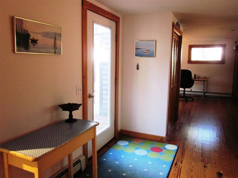 21 Tecumseh Road Wellfleet, MA 02667 - Photo 9 of 33 a room with furniture and a window