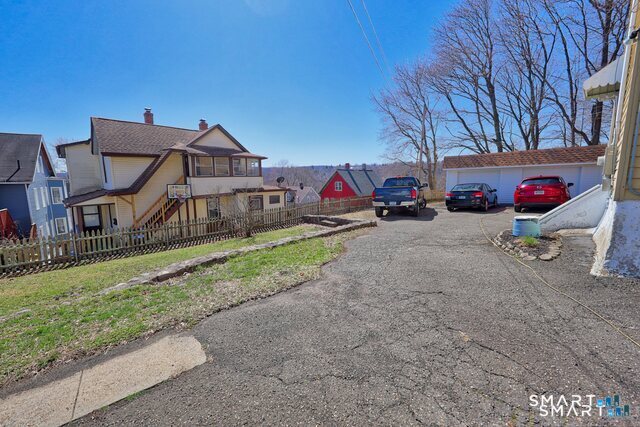 14 Washington Street Naugatuck, CT 06770 - Photo 5 of 40