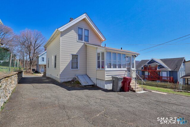 14 Washington Street Naugatuck, CT 06770 - Photo 6 of 40