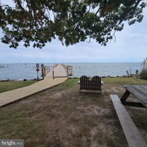a view of a terrace with sitting area
