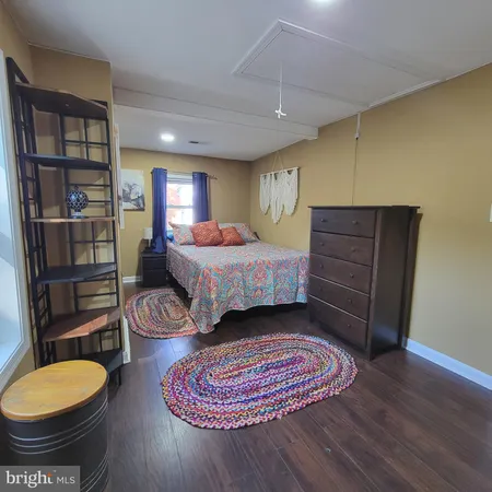 $2,150 | 4715 Frederick Avenue, Shady Side, MD 20764