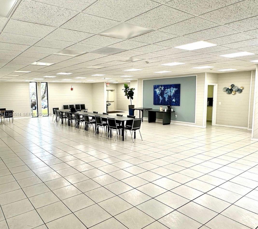 8650 Southwest 133rd Avenue Road, Unit 314 Miami, FL 33183 - Photo 11 of 13 a lobby with furniture