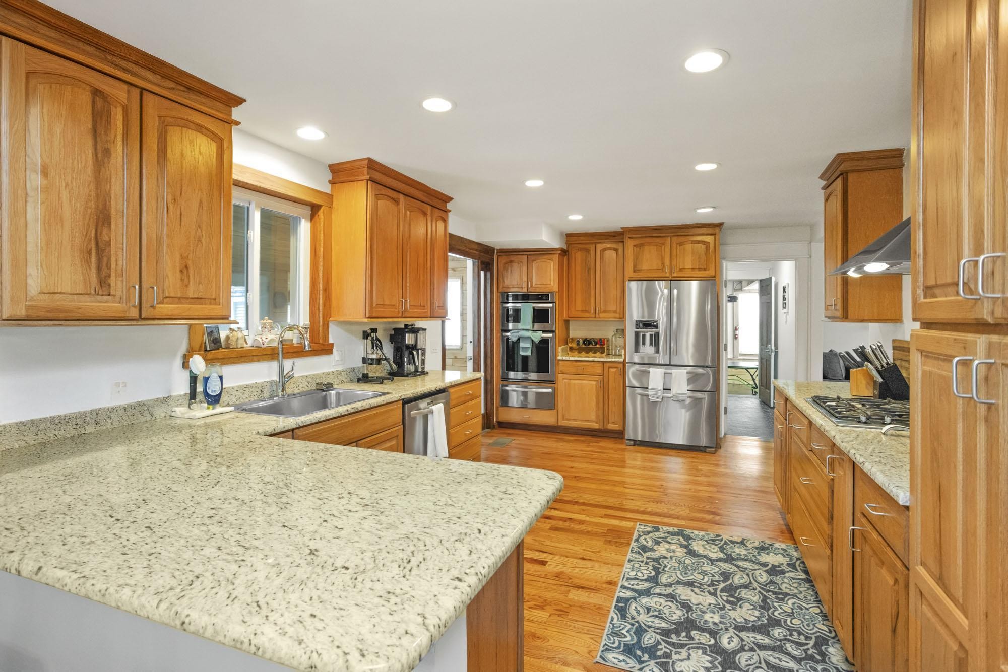 3832 Anderson Road Nashville, TN 37217 - Photo 12 of 70 Gallery Image 12