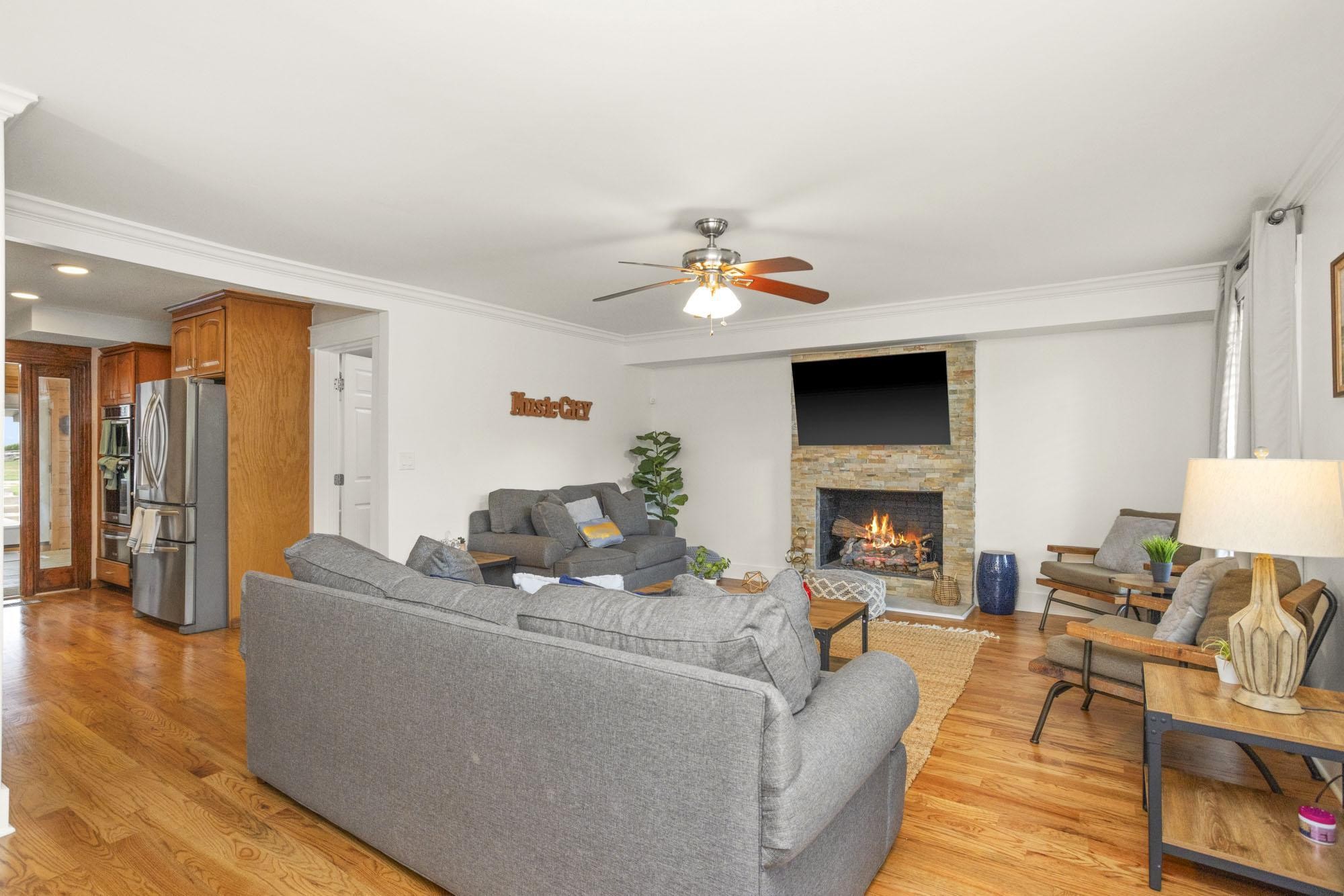 3832 Anderson Road Nashville, TN 37217 - Photo 7 of 70 Gallery Image 7
