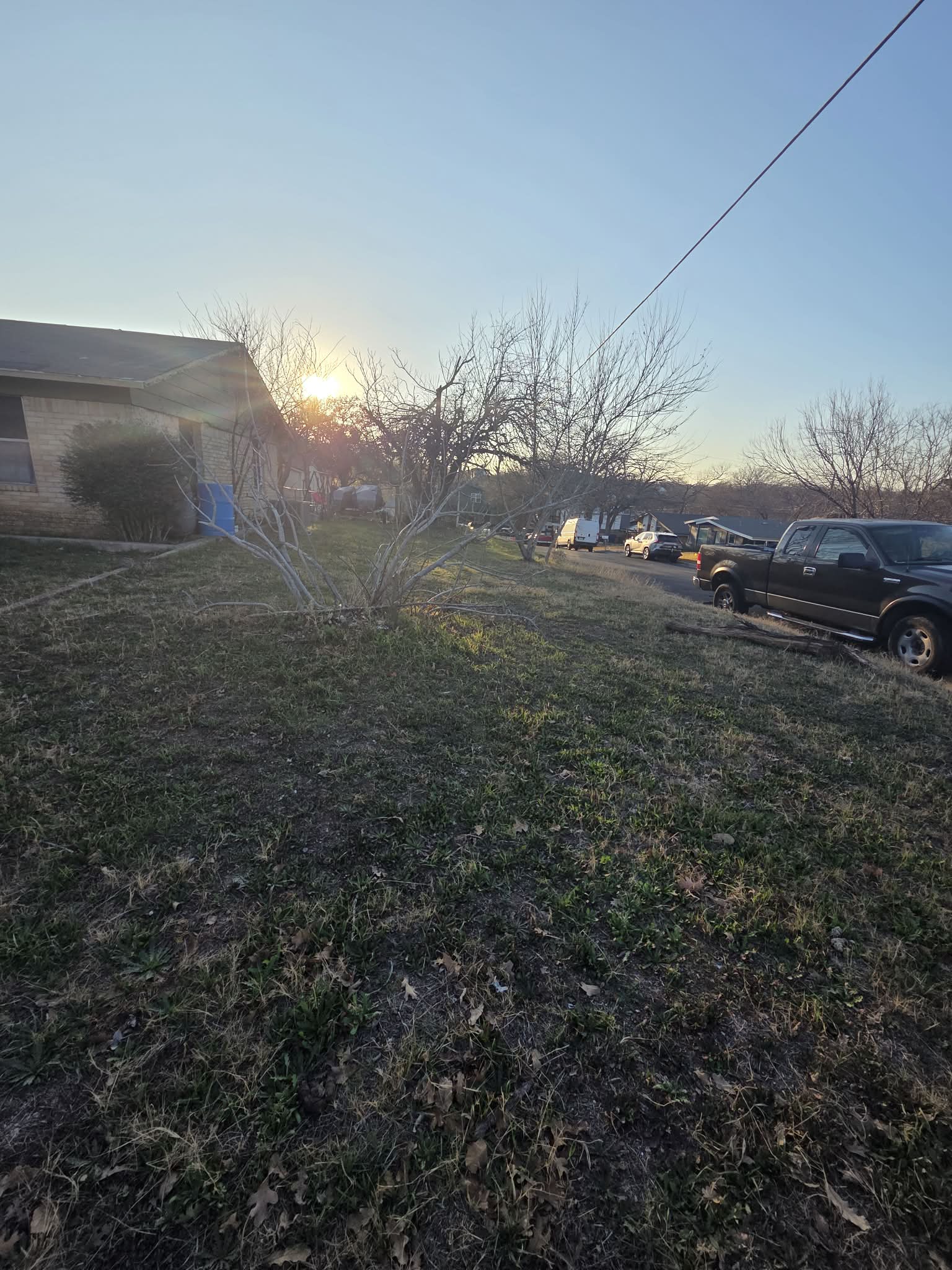 1308 Astor Place Austin, TX 78721 - Photo 3 of 6 View of green lawn
