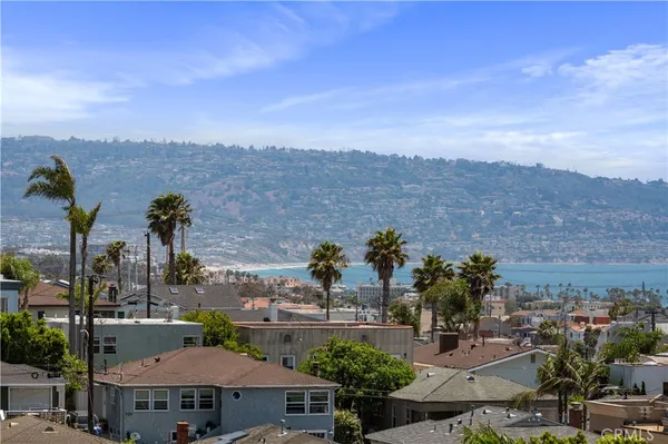 $2,399,000 | 867 Aubrey Court, Unit 1, Hermosa Beach, CA 90254