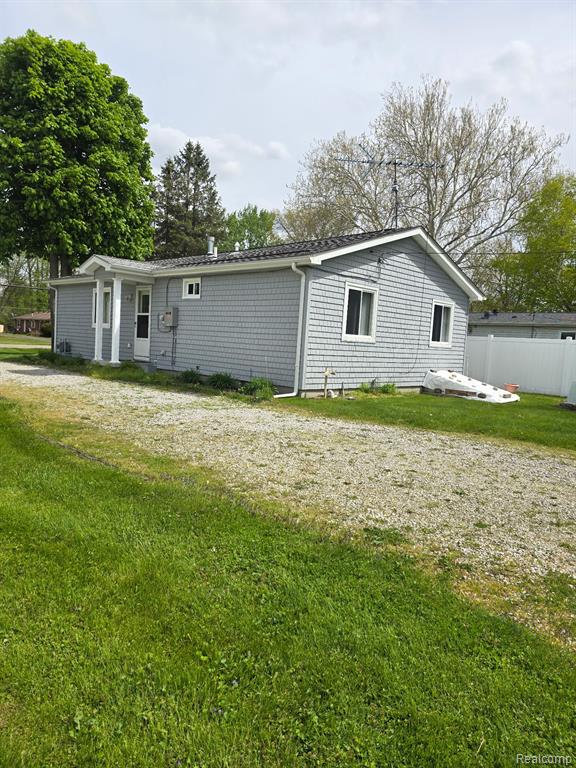12929 Matthews Street Carleton, MI 48117 - Photo 40 of 64