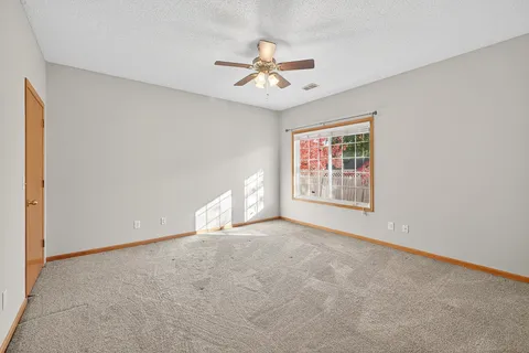 $250,000 | 7729 Elm Grove Avenue, New Hope, MN 55428