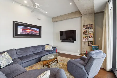 $1,900,000 | 600 Port Of New Orleans Place, Unit 7G, New Orleans, LA 70130