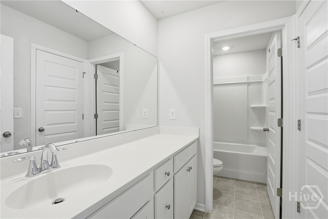 145 Binscombe Lane Pooler, GA 31322 - Photo 32 of 51 2nd bathroom