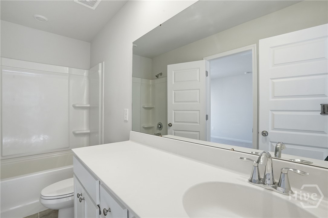 145 Binscombe Lane Pooler, GA 31322 - Photo 34 of 51 3rd bathroom