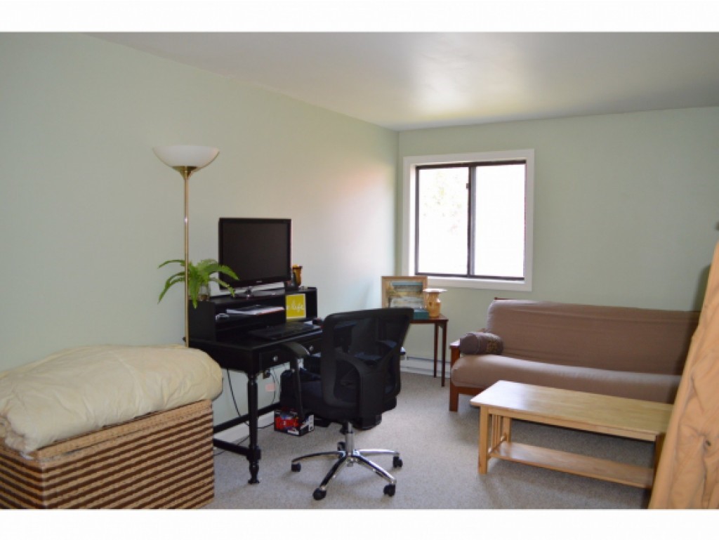 283 Locust Hill Road, Unit 283 Shelburne, VT 05482 - Photo 14 of 24 Gallery Image 14