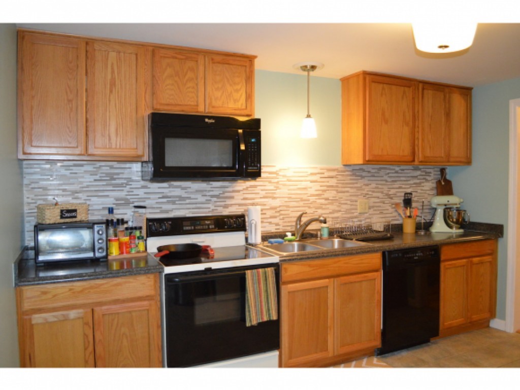 283 Locust Hill Road, Unit 283 Shelburne, VT 05482 - Photo 3 of 24 Gallery Image 3