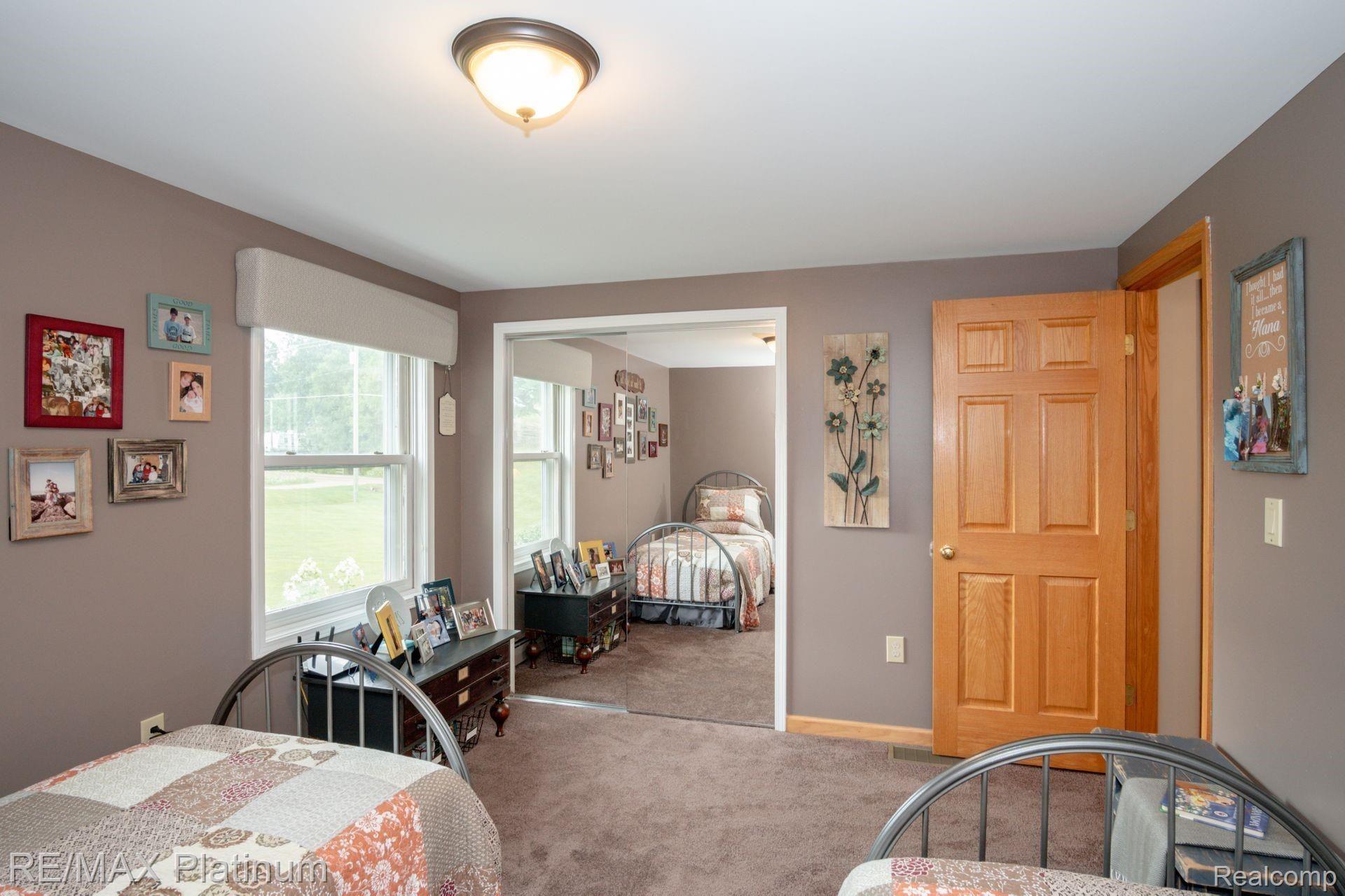 9433 Chambers Road Pinckney, MI 48169 - Photo 15 of 31 15.jpg