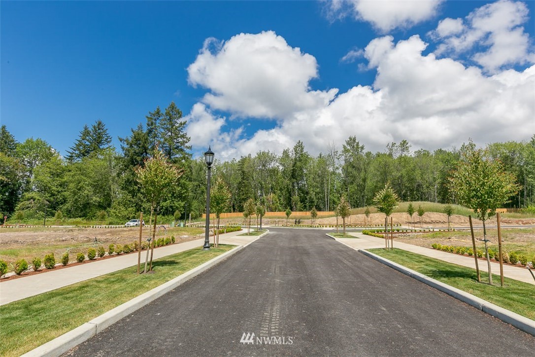 376 Northwest Ruth Lane Bremerton, WA 98310 - Photo 12 of 24 Gallery Image 12