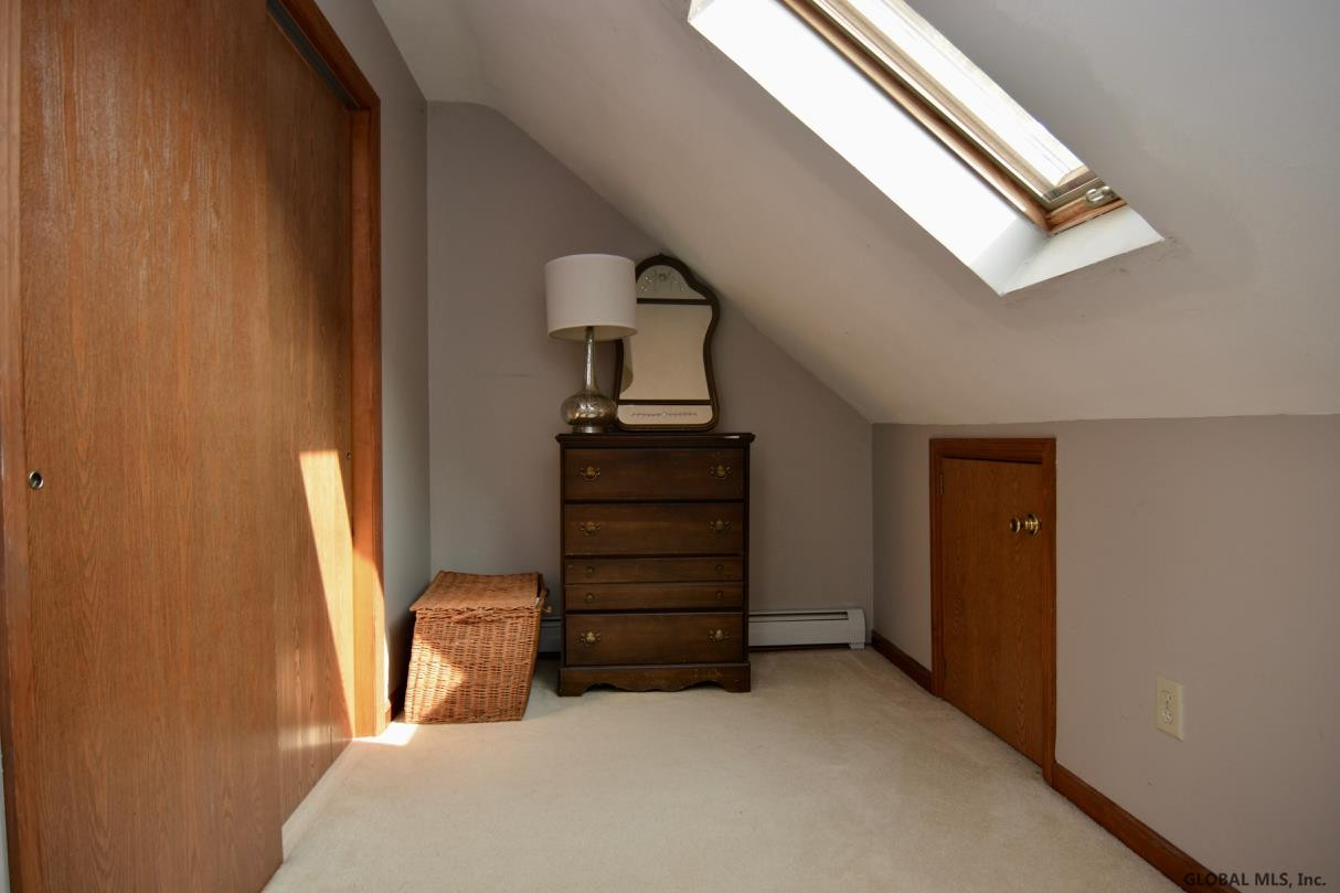 19 Woodview Road Troy, NY 12182 - Photo 29 of 68 Photo 29
