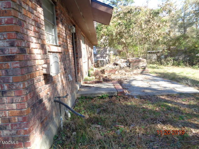 67 Burgetown Road Carriere, MS 39426 - Photo 3 of 12 DSC09435