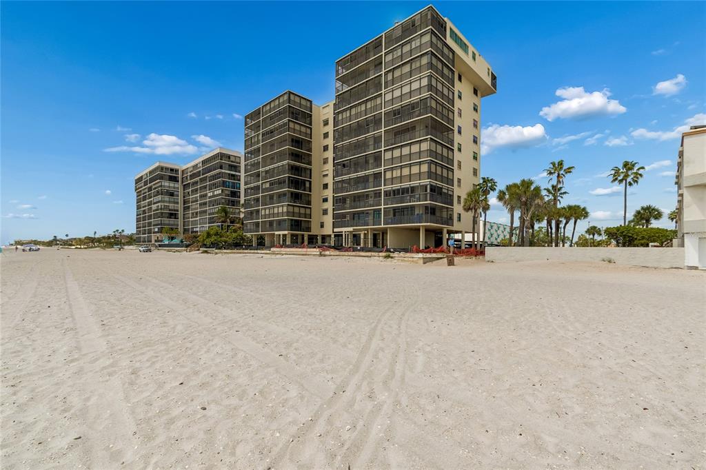 15400 Gulf Boulevard, Unit 402 Madeira Beach, FL 33708 - Photo 2 of 53