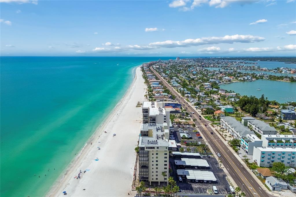15400 Gulf Boulevard, Unit 402 Madeira Beach, FL 33708 - Photo 6 of 53