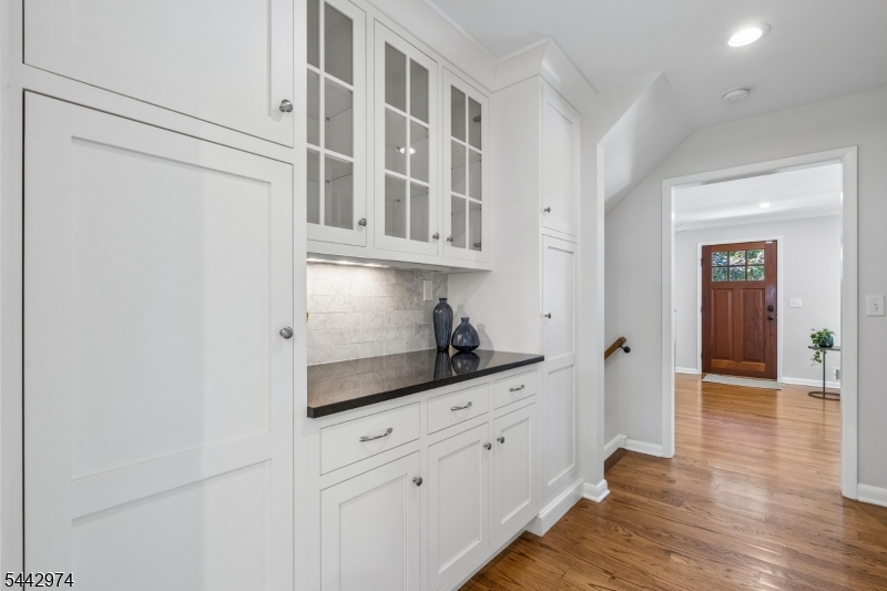 5 Raymond Street Chatham, NJ 07928 - Photo 10 of 32