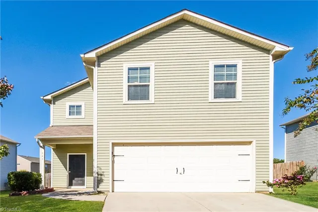 $1,920 | 641 Hastings Road, Mebane, NC 27302