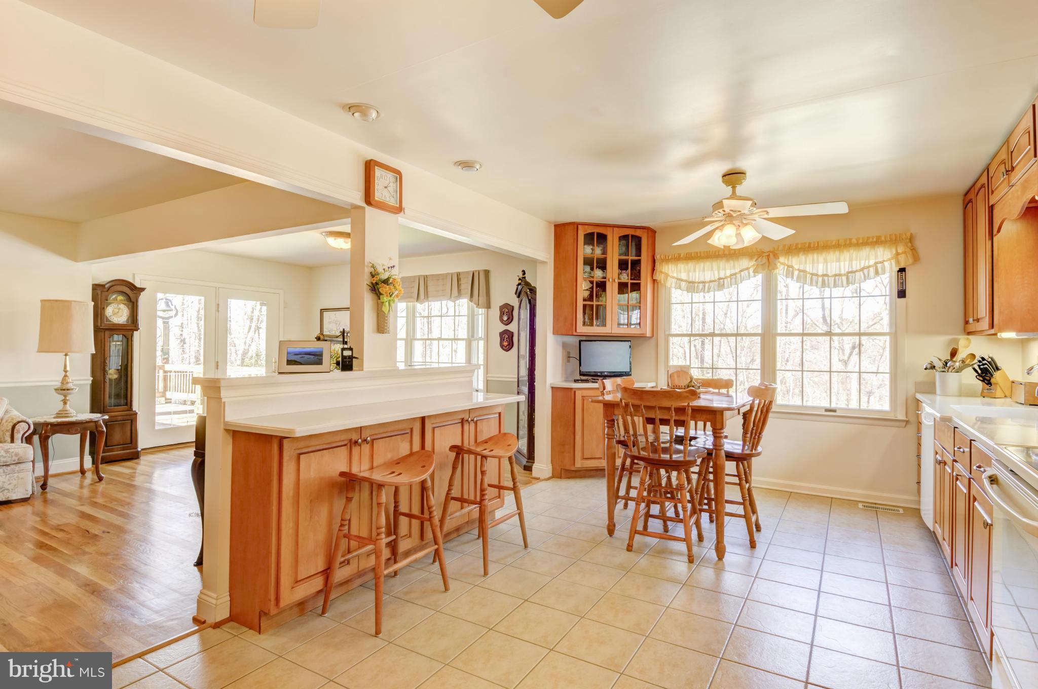 85-m F M F Bowen Road Huntingtown, MD 20639 - Photo 11 of 30 Kitchen