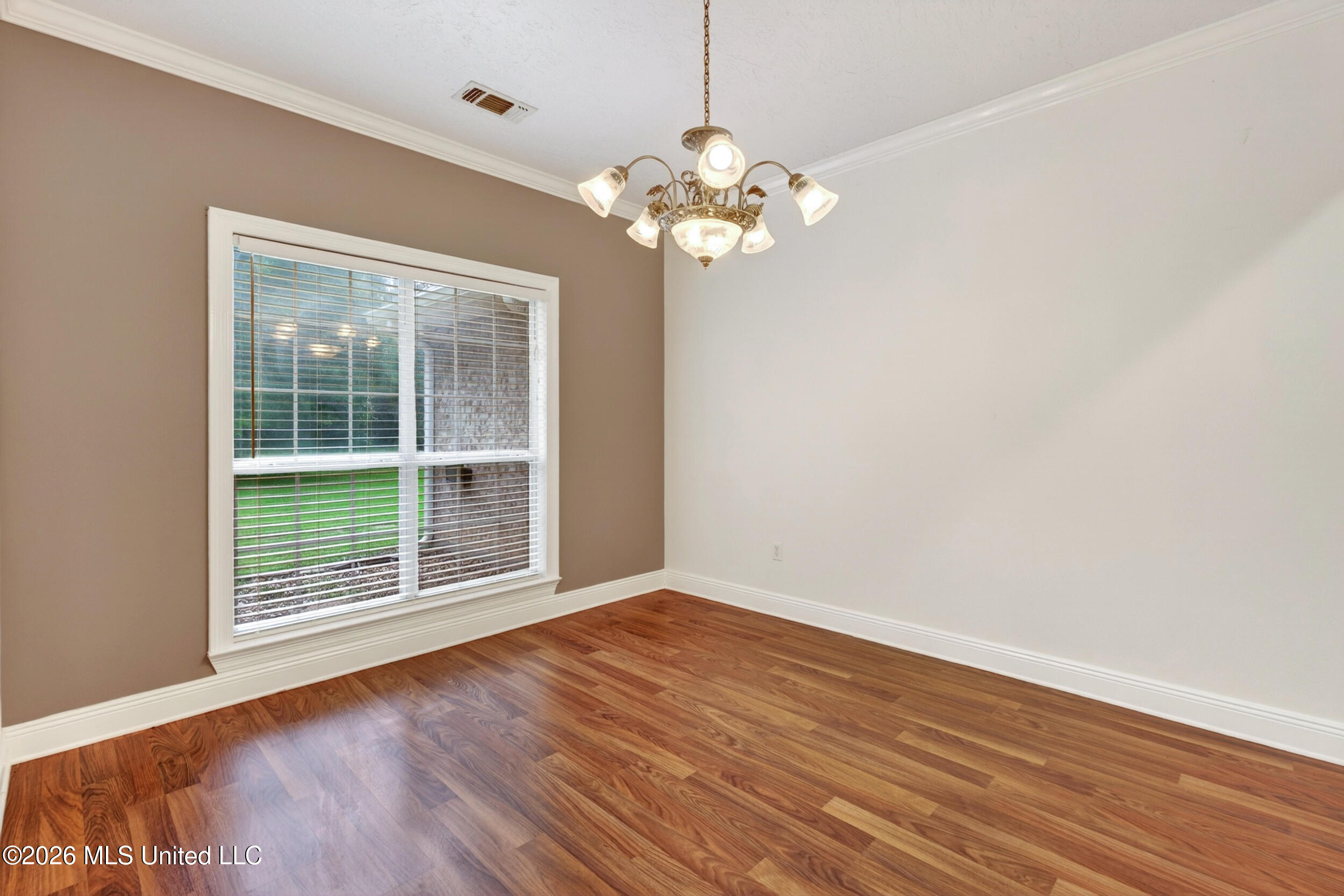 17 JM Carnell Road Poplarville, MS 39470 - Photo 14 of 65 14_14_diningroom