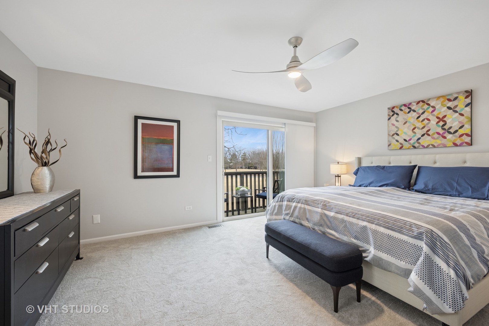 446 Shoreline Road Lake Barrington, IL 60010 - Photo 14 of 34 Gallery Image 14
