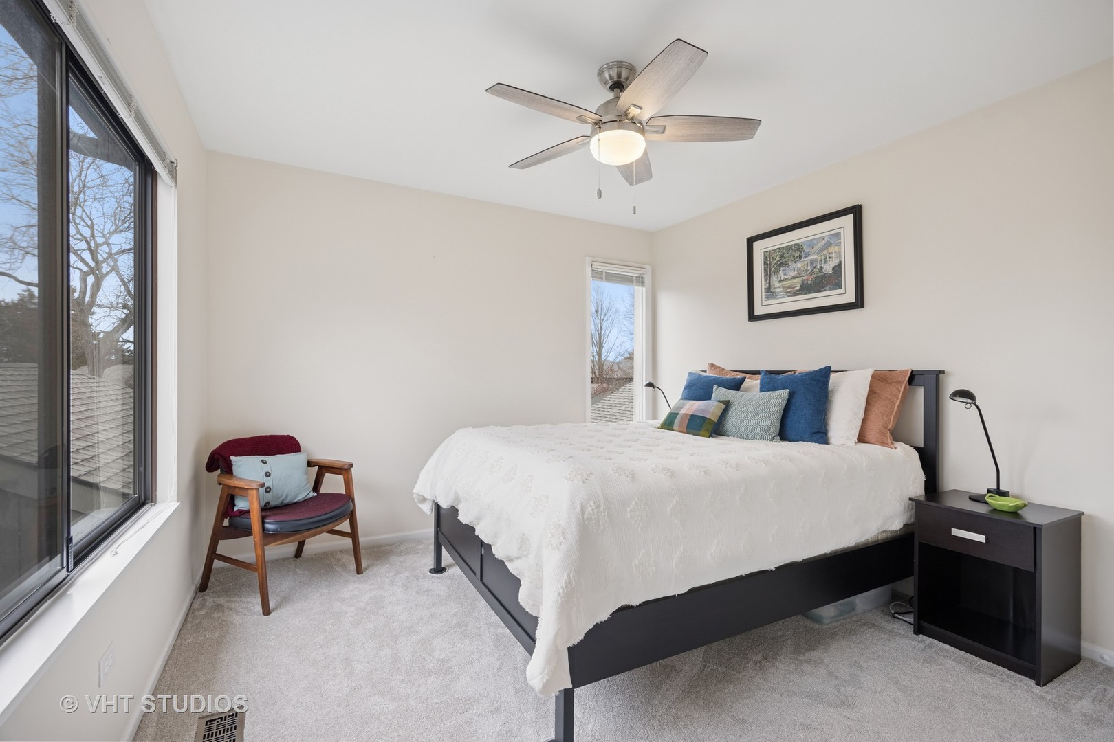 446 Shoreline Road Lake Barrington, IL 60010 - Photo 20 of 34 Gallery Image 20