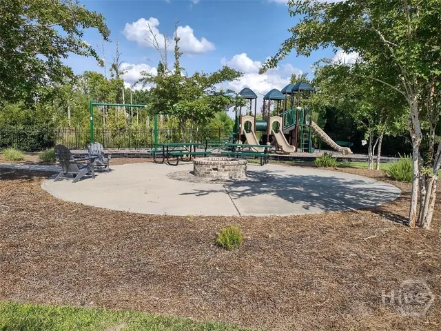 $2,600 | 378 Hogan Drive, Richmond Hill, GA 31324